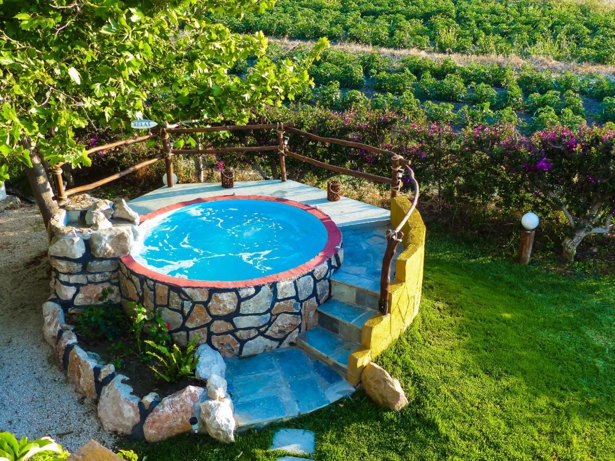 Villa Marqua Kalavárda Exteriér fotografie